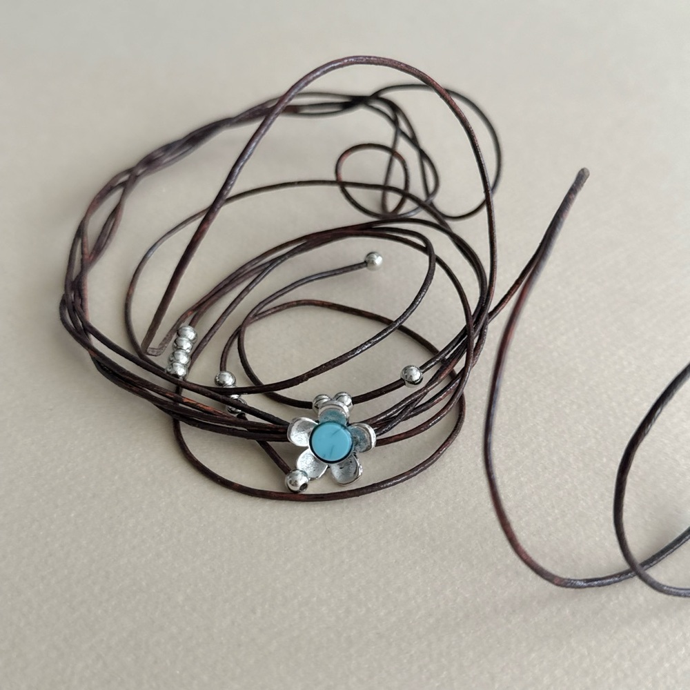 Anthropologie Brown Leather Lariat Necklace with Turquoise Flower Accent - Picture 4 of 6
